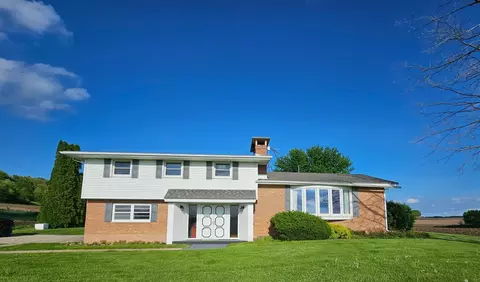 12436 State Hwy 43, Mabel, MN 55954