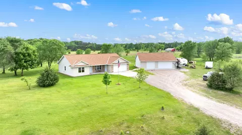 29772 127th St NW, Princeton, MN 55371