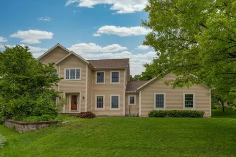 839 Amber Ridge Ln SW, Rochester, MN 55902
