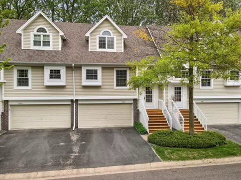 4930 Bayswater Rd, Minnetonka, MN 55345