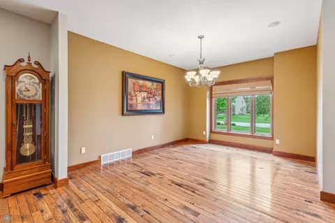 Living - 6904 Maple Ln, Horace, ND 58047 photo 8 of 14