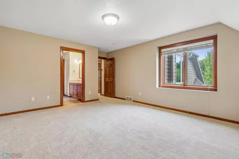Bedroom - 6904 Maple Ln, Horace, ND 58047 photo 5 of 10