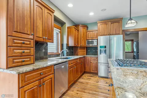 Kitchen - 6904 Maple Ln, Horace, ND 58047 photo 3 of 5