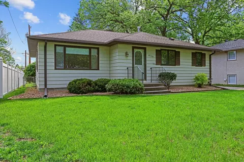 4130 Zane Ave N, Robbinsdale, MN 55422