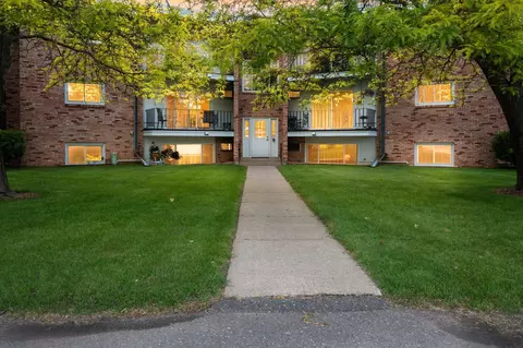1150 Dellwood St S #304, Cambridge, MN 55008