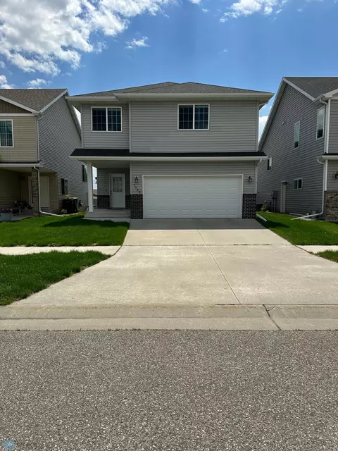 1023 30th Ave W, West Fargo, ND 58078