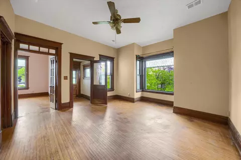 739 Edgerton St, Saint Paul, MN 55130