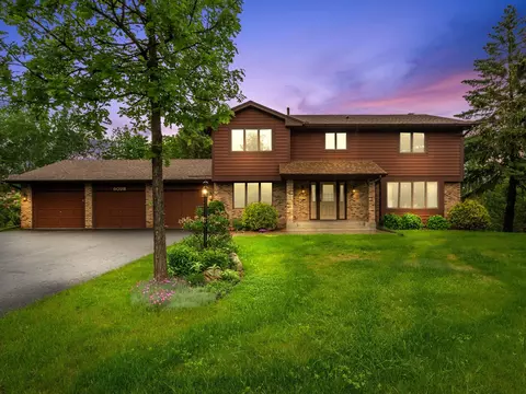 8098 Somerset Knls, Woodbury, MN 55125