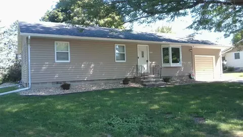 404 Noland Ave, Hayward, MN 56043