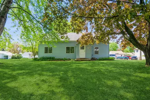 240 5th Ave SE, Milaca, MN 56353