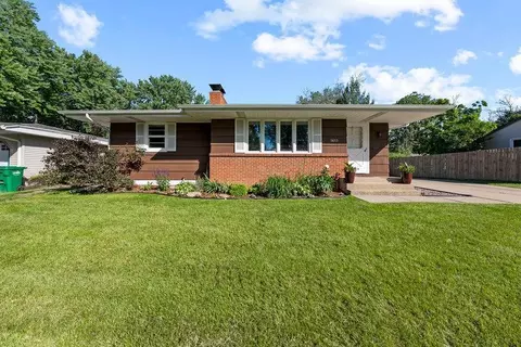 5853 Hackmann Ave NE, Fridley, MN 55432