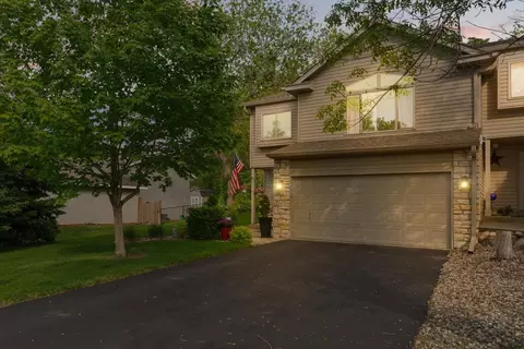 2431 Birn Hill Dr, Faribault, MN 55021