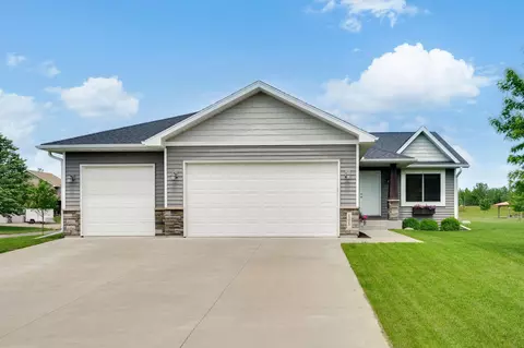 101 Birch St, Le Sueur, MN 56058