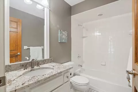 5550 Pineview Ln N, Plymouth, MN 55442 photo 26