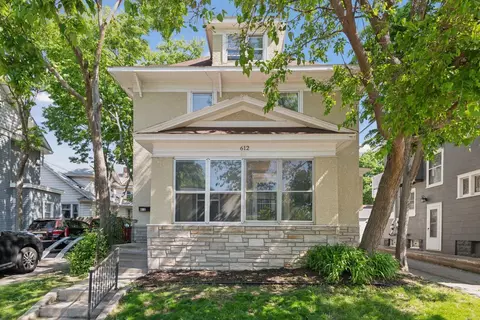 612 W 32nd St, Minneapolis, MN 55408