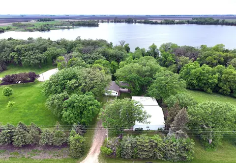 13307 525th Ave, Cosmos, MN 56228