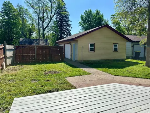 Exterior - 1237 3rd Ave, Windom, MN 56101 photo 5 of 5