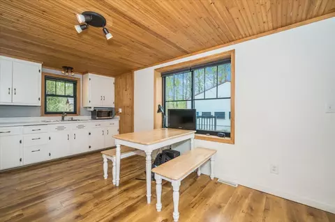 4221 E 1st St, Superior, WI 54880 photo 10