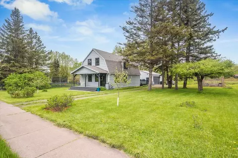 4221 E 1st St, Superior, WI 54880 photo 2