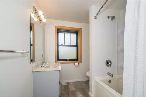 4221 E 1st St, Superior, WI 54880 photo 11