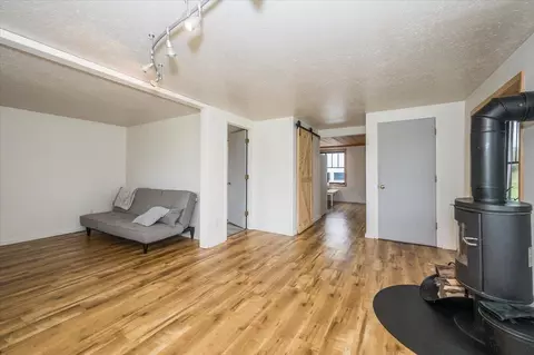 4221 E 1st St, Superior, WI 54880 photo 5