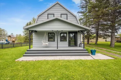 4221 E 1st St, Superior, WI 54880
