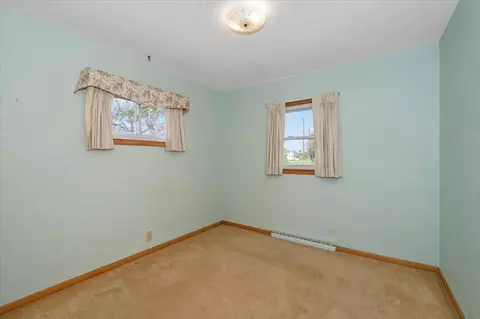 2902 E 4th St, Superior, WI 54880 photo 10