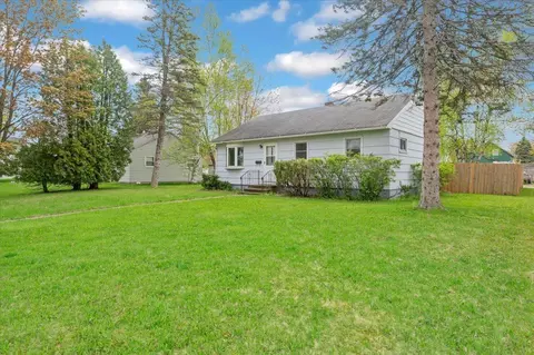 2902 E 4th St, Superior, WI 54880 photo 21