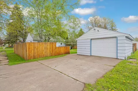 2902 E 4th St, Superior, WI 54880 photo 20