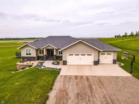 3255 115th Ave SE, Valley City, ND 58072