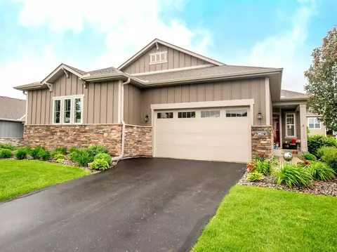 5057 Sundial Ln, Woodbury, MN 55129