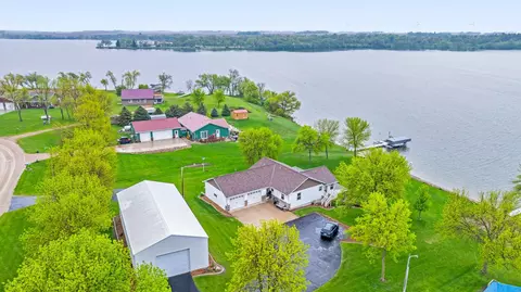 1541 Dickson Dr, Hendricks, MN 56136 photo 7