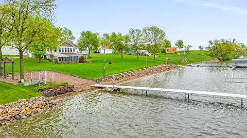 1541 Dickson Dr, Hendricks, MN 56136 photo 8