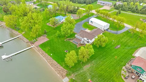 1541 Dickson Dr, Hendricks, MN 56136 photo 11