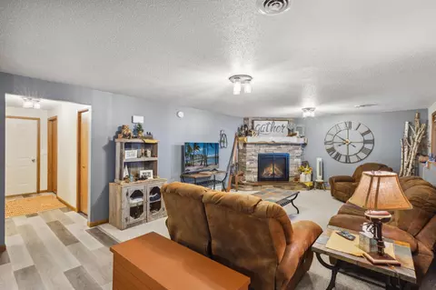 1541 Dickson Dr, Hendricks, MN 56136 photo 32