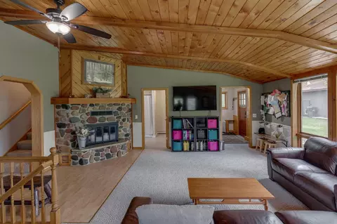 3732 16th St SW, Backus, MN 56435 photo 9
