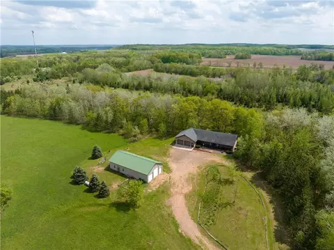 n5010 County Line Road, Spooner, WI 54801