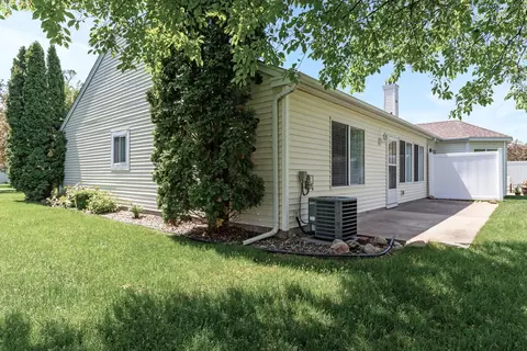 9270 Prairieview Trl N, Champlin, MN 55316 photo 27