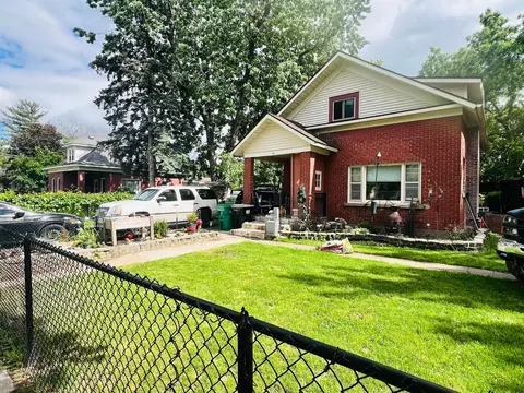 544 Cross St, Anoka, MN 55303