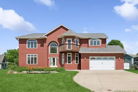 804 Joann Ct, Northfield, MN 55057