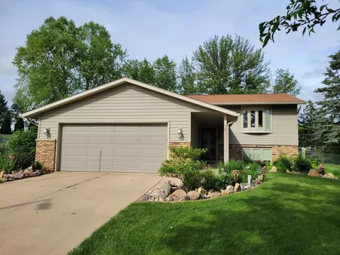 3614 13th Ave NW, Rochester, MN 55901