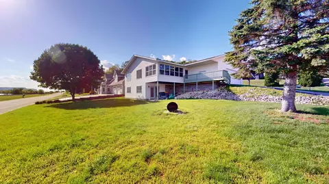 24612 1st St, Trempealeau, WI 54661