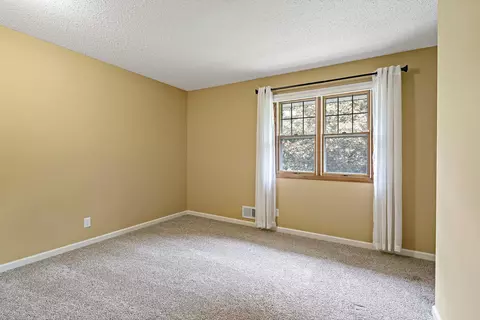 6519 Hunter Ln, Corcoran, MN 55340 photo 19