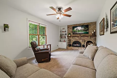 6519 Hunter Ln, Corcoran, MN 55340 photo 10