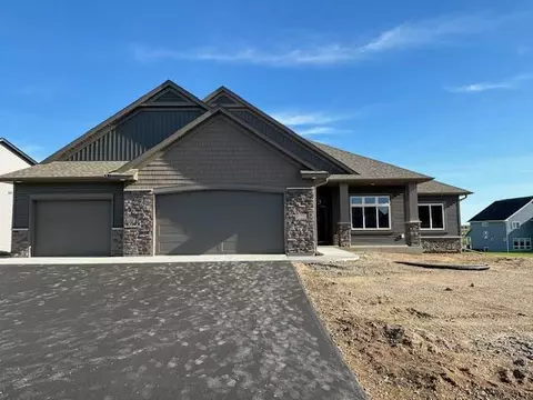 8122 198th St W, Lakeville, MN 55044