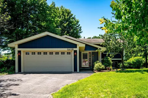 13718 Eidelweiss St NW, Andover, MN 55304