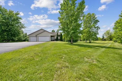 1326 218th Ave, New Richmond, WI 54017