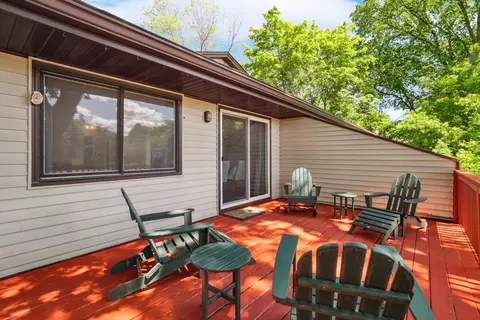 10758 Cavell Rd, Bloomington, MN 55438 photo 11