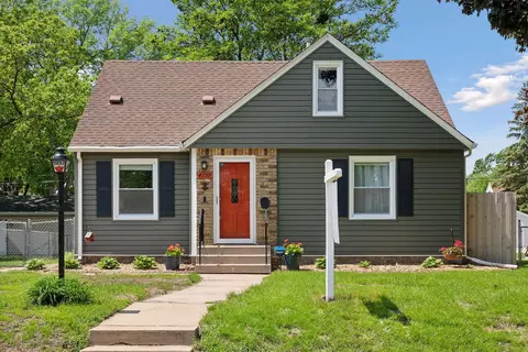 4257 Zenith Ave N, Robbinsdale, MN 55422