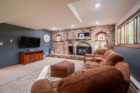 1655 17th St, Windom, MN 56101 photo 22